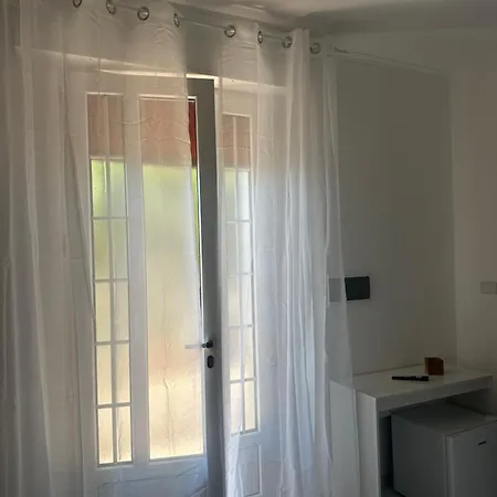 Bed & Breakfast Mater 3*